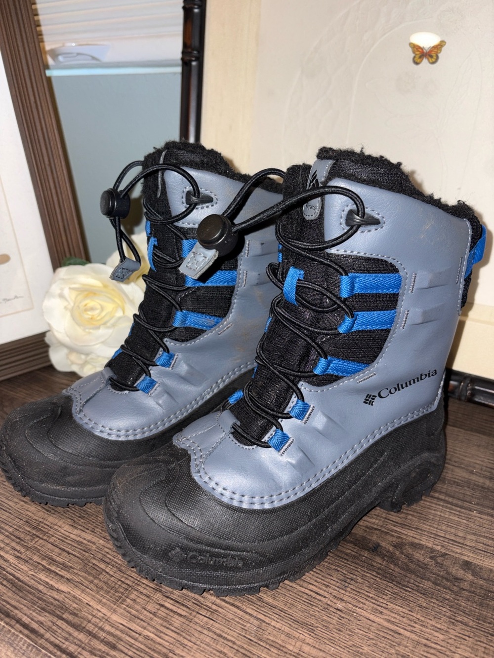 Columbia Kids Bugaboot Celsius Waterproof Winter Snow Boots Shark Blue Sz 2 EUC